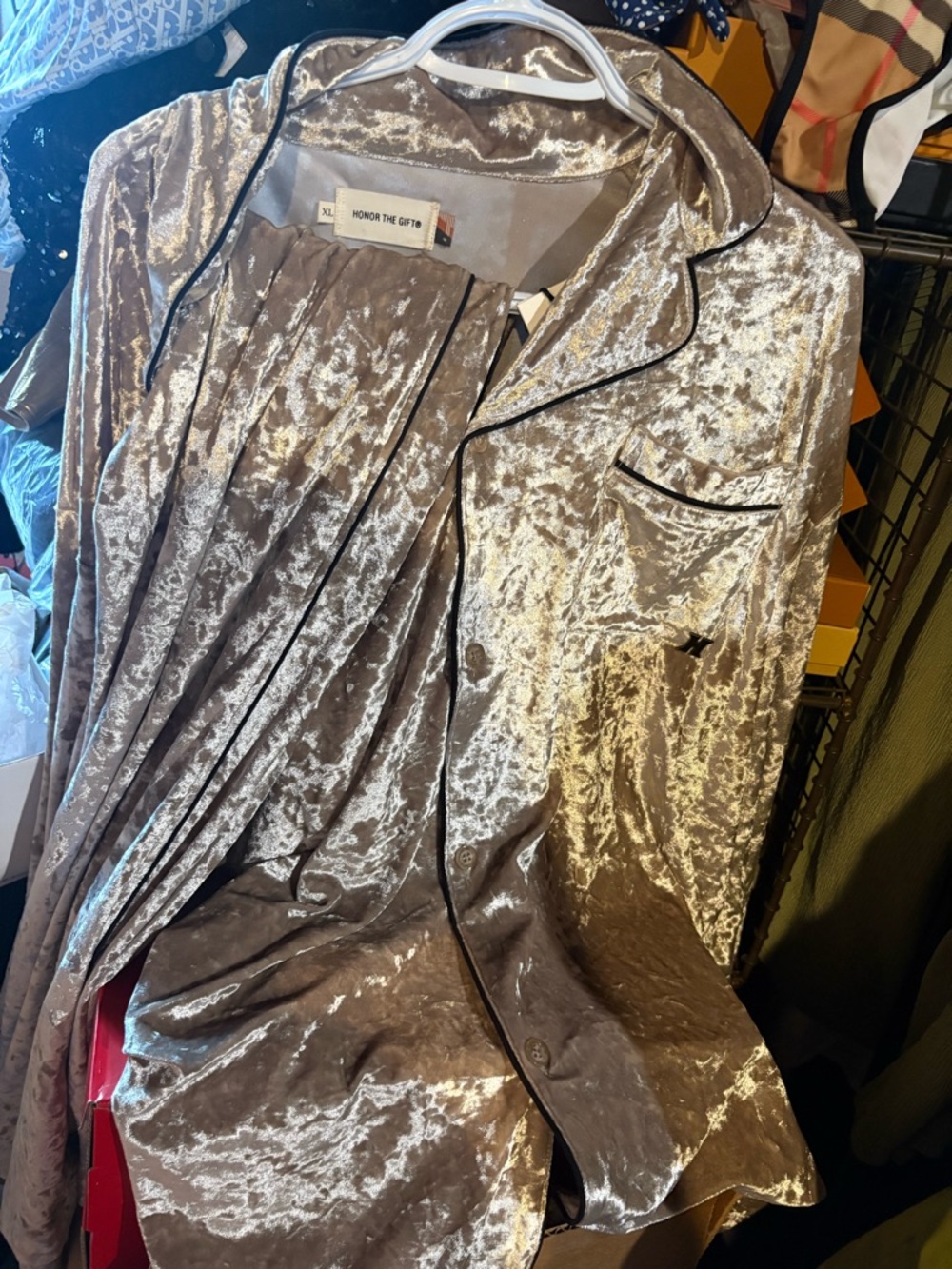 Honor the gift Crushed Velvet set top with pants Black Piping - Taupe